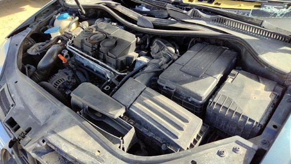 2006 Volkswagen Jetta Quarter Panel RH — photo 2