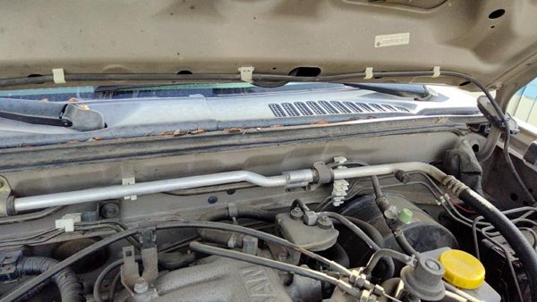 00-04 Nissan Xterra Windshield Wiper Cowl Vent Trim Panel Oem Cover — photo 5