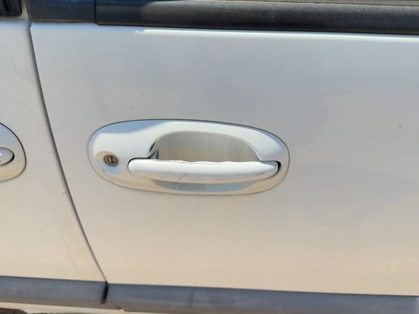 99 Town & Country Passenger Right Front Outside Door Handle Oem Taupe Frost Ptk — photo 3
