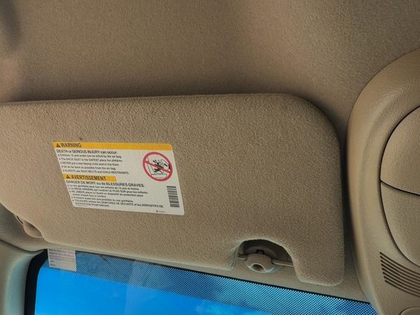 2004 Buick Rainier Driver Left Sun Visor Oem Tan 332 15194824 — photo 1
