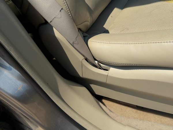 2003 Infinity Fx45 Passenger Right Side Seat Trim Panel Oem Willow/Black S — photo 3
