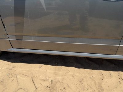 04-05 Srx Driver Left Front Moulding From Door Oem Trim Strip Silver 42U