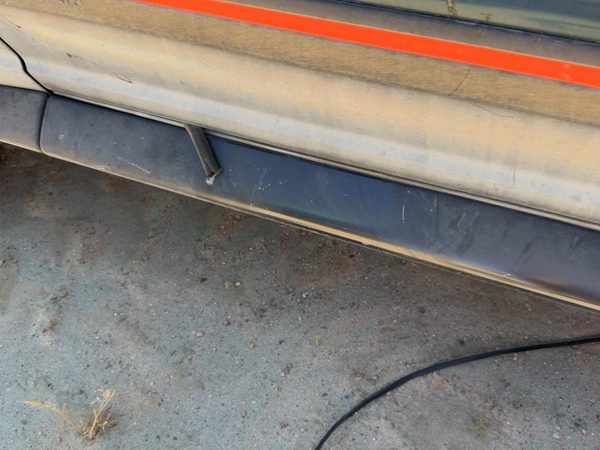 91-94 Ford Explorer 2 Dr Driver Left Lower Rocker Panel Moulding Side Skirt OEM — photo 3