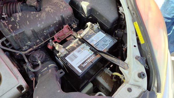 1998-2020 Toyota Sienna Complete Battery Box Mount Tray With Hold Down Oem 3.3L — photo 2