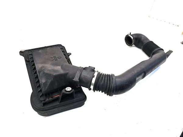 05-10 G6 Complete Air Intake Cleaner Filter Box Housing With Tube Oem 3.5L — photo 5