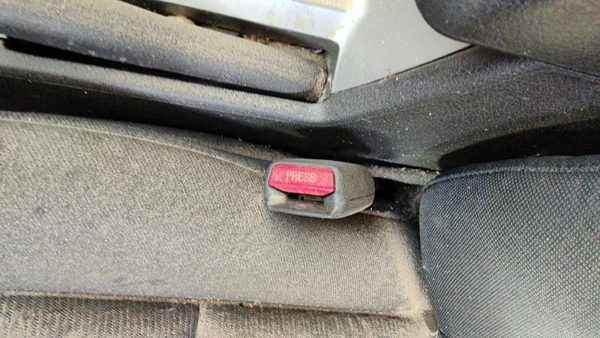 06-11 Ford Fusion Driver Left Front Seat Belt Buckle Receiver Dw Charcoal Black — photo 3