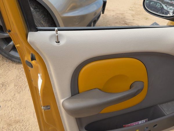 01-02 Pt Cruiser Driver Left Front Door Trim Panel With Switch Taupe/Beige Fl — photo 9