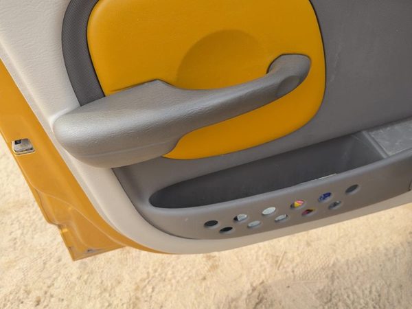 01-02 Pt Cruiser Driver Left Front Door Trim Panel With Switch Taupe/Beige Fl — photo 8