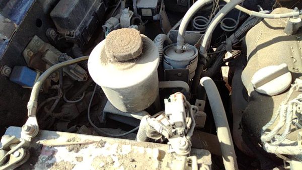 93-95 Pathfinder Nissan Power Steering Fluid Remote Reservoir Tank 3.0L — photo 2