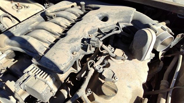2005-2010 Chrysler 300 Complete Fuel Rail With Injectors Set Loaded Oem 3.5L — photo 1
