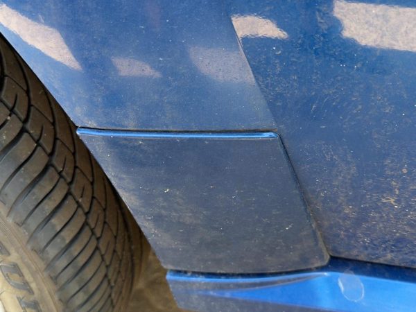 04-05 Vue Redline Passenger Right Rear Moulding From Door Back Pacific Blue 91U — photo 4