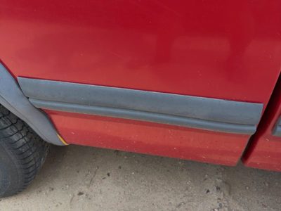 1987-1996 Dodge Dakota Passenger Right Rear Moulding On Front Of Box Oem