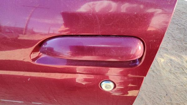 1995-1999 Chevy Lumina Driver Left Front Outside Door Handle Oem Red — photo 1