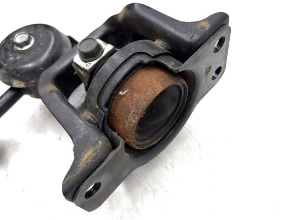 07-12 Nissan Versa Engine Motor Mount Oem 1.8L — photo 3