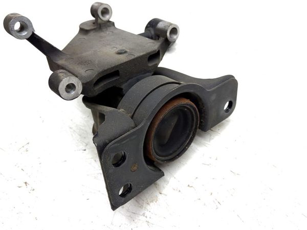 07-12 Nissan Versa Engine Motor Mount Oem 1.8L — photo 11