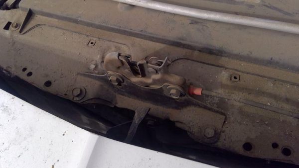 1980-1990 Chevy Caprice Hood Latch Assembly With Bracket Oem 10089625 — photo 3