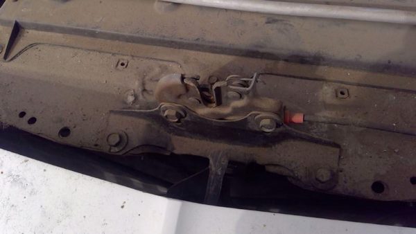 1980-1990 Chevy Caprice Hood Latch Assembly With Bracket Oem 10089625 — photo 6