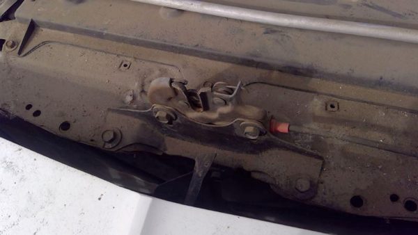 1980-1990 Chevy Caprice Hood Latch Assembly With Bracket Oem 10089625 — photo 5