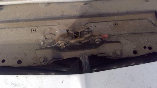 1980-1990 Chevy Caprice Hood Latch Assembly With Bracket Oem 10089625 — photo 8