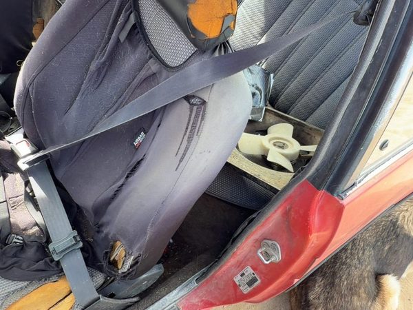 1987-1988 Toyota FX Driver Left Front Seat Belt Retractor OEM Shoulder Gray — photo 1