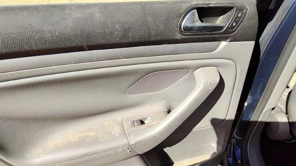 2006-2009 Vw Jetta Driver Left Rear Inside Door Trim Panel Only Oem Back Gray — photo 6