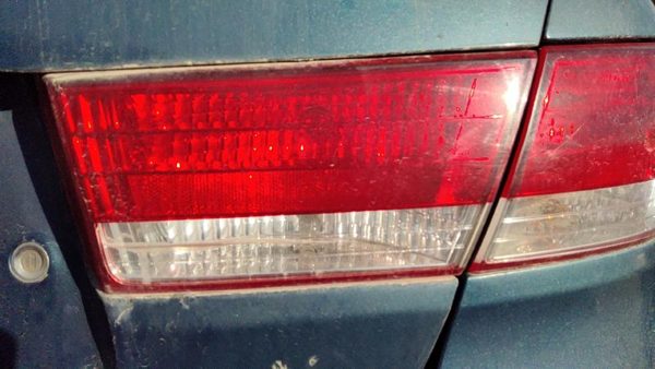 2006-2008 Hyundai Sonata Passenger Right Inner Tail Light Brake Lamp Oem Rear — photo 5