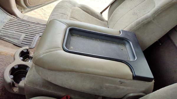 00-02 Silverado 2500 Center Console Lid Only Oem Arm Rest Fold Down Tan 52D — photo 1