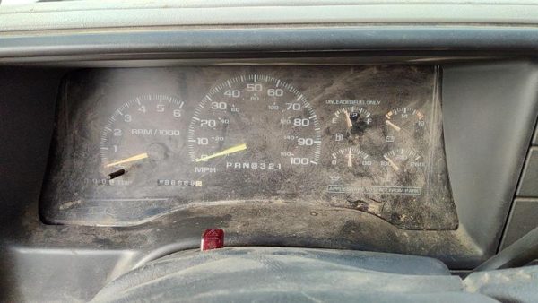 1995-99 Chevy Suburban Speedometer Cluster Instrument Gauges Panel Oem Dash — photo 6