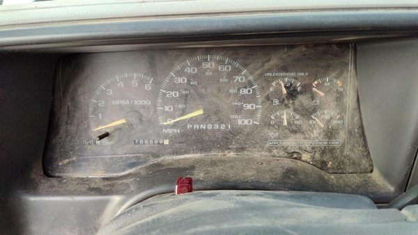 1995-99 Chevy Suburban Speedometer Cluster Instrument Gauges Panel Oem Dash — photo 5
