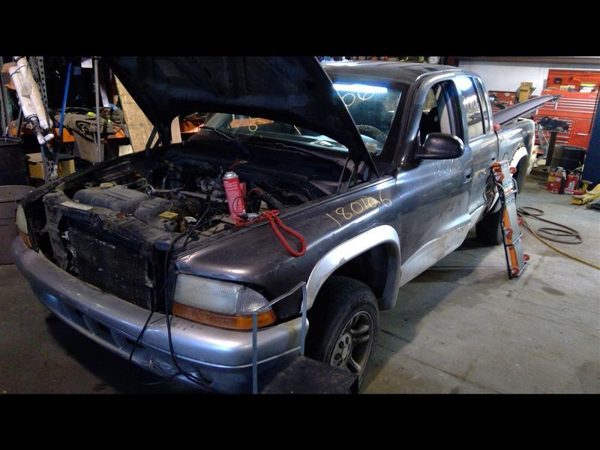 2004 Dodge Dakota — vehicle photo 1