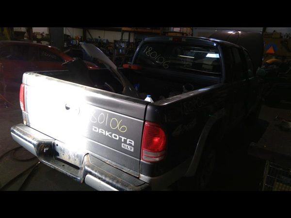 2004 Dodge Dakota — vehicle photo 6