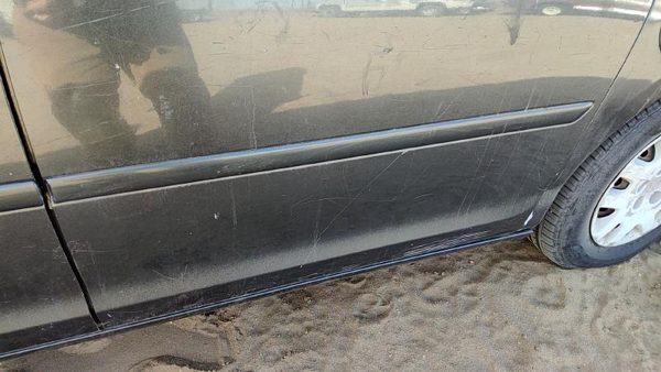 05-10 Honda Odyssey Driver Left Rear Moulding From Door Oem Back Trim Strip Blue — photo 1