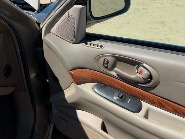00-02 Lesabre Right Front Door Trim Panel With Switches 6 Speakers Taupe 56B — photo 5