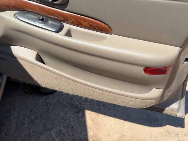 00-02 Lesabre Right Front Door Trim Panel With Switches 6 Speakers Taupe 56B — photo 10