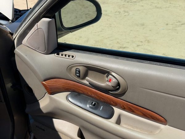 00-02 Lesabre Right Front Door Trim Panel With Switches 6 Speakers Taupe 56B — photo 8