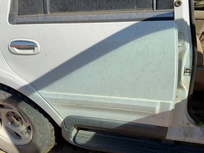 1998 Lincoln Navigator Rear Door RH Oxford White Yz