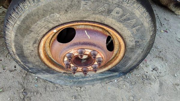 1996 Ford F350 Wheel 1 — photo 2