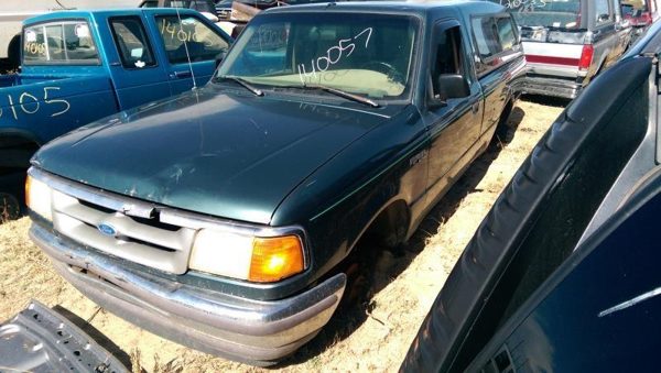 1997 Ford Ranger Tail Light Assembly RH — photo 2