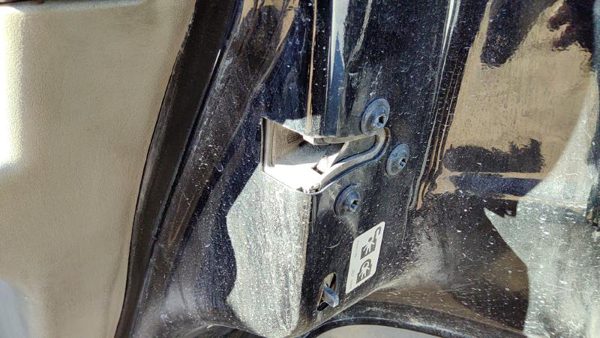 02-09 Chevy Trail Blazer Passenger Right Rear Door Latch With Rods/Cables Back — photo 2