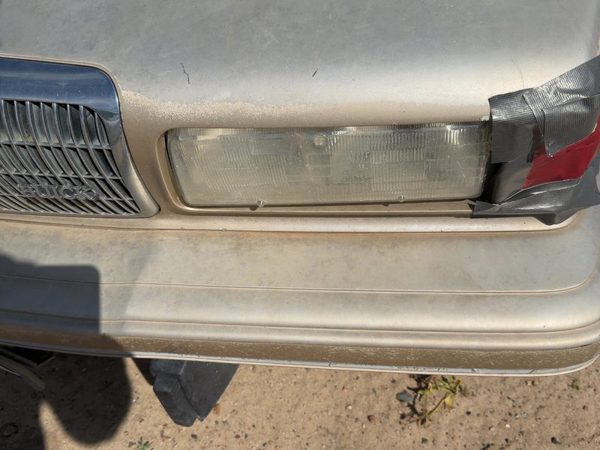 1993 Buick Century Headlamp Assembly LH — photo 2