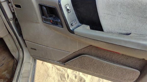 94 Jeep Grand Cherokee Passenger Right Front Door Trim Panel With Switches Gray — photo 7