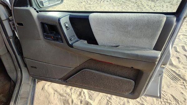 94 Jeep Grand Cherokee Passenger Right Front Door Trim Panel With Switches Gray — photo 2