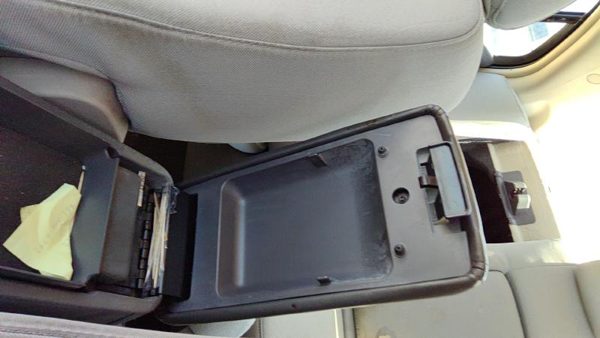 2010-2012 Ford Fusion Center Console Lid Only Oem Arm Rest Fold Down Black Dl — photo 4