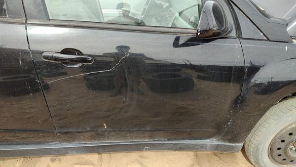 2007 Suzuki Grand Front Door RH Black — photo 3