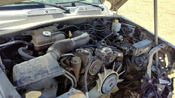 2004 Jeep Liberty Vehicle Unit Complt. Gray Dv Khaki Pjc 3.7L 4x4 — photo 8