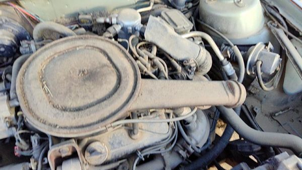 1985 Pontiac 6000 Complete Air Intake Cleaner Filter Box Housing With Tube 2.8L — photo 4