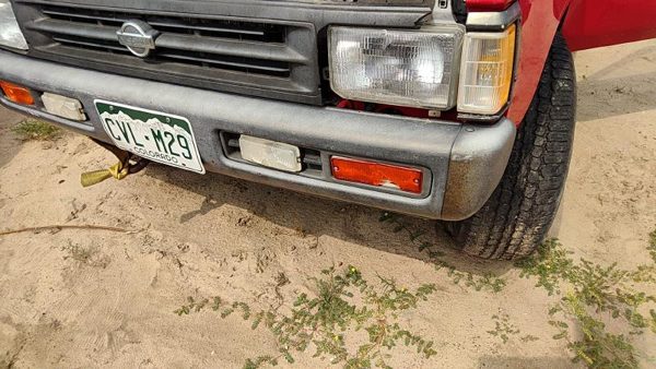 1993-1995 Nissan Pathfinder Front Bumper Assembly Chrome With Mount Brackets Oem — photo 3