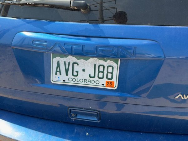 02-07 Vue Redline License Plate Trim Surround Tail Trunk Finish Pacific Blue 91U — photo 1