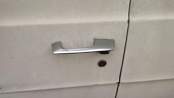 1974 Dodge Van B200 Driver Left Front Outside Door Handle Oem White — photo 2