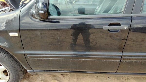 1999 Mercedes-Benz ML320 Front Door LH — photo 2